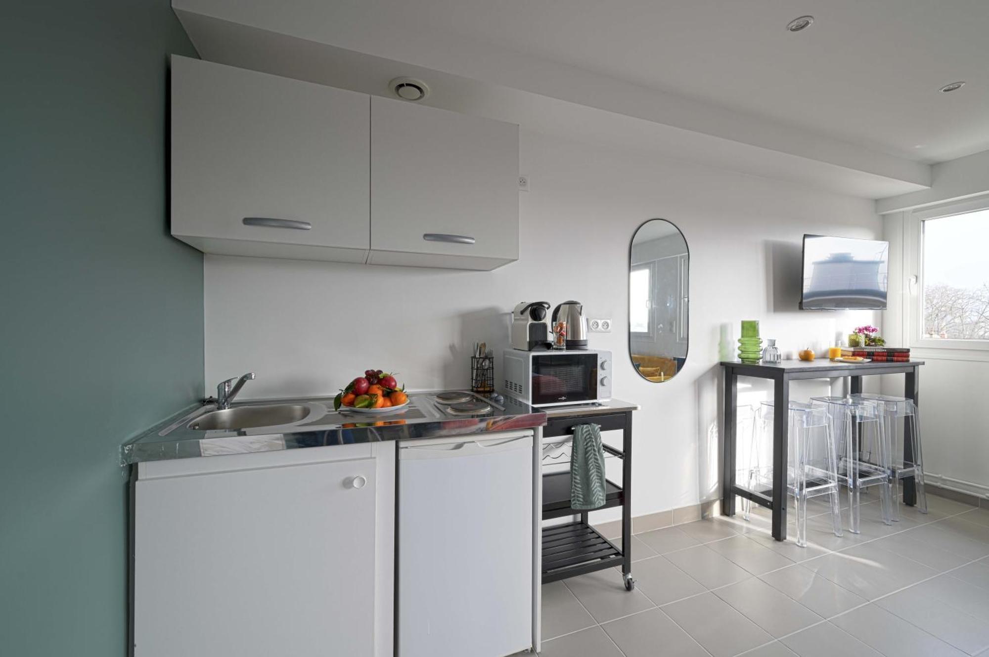 Modern Bright Apartment In Appart'Hotel Saint-Maur-des-Fossés Eksteriør billede
