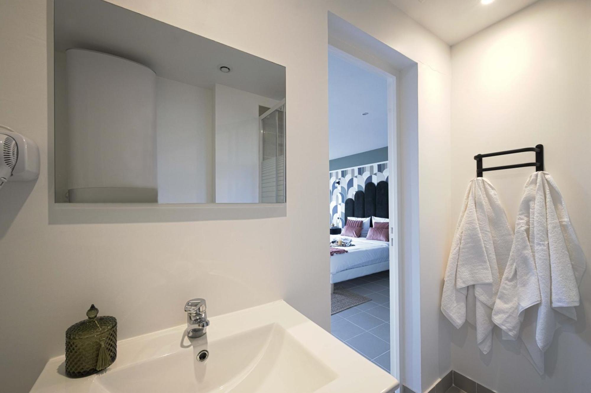 Modern Bright Apartment In Appart'Hotel Saint-Maur-des-Fossés Eksteriør billede
