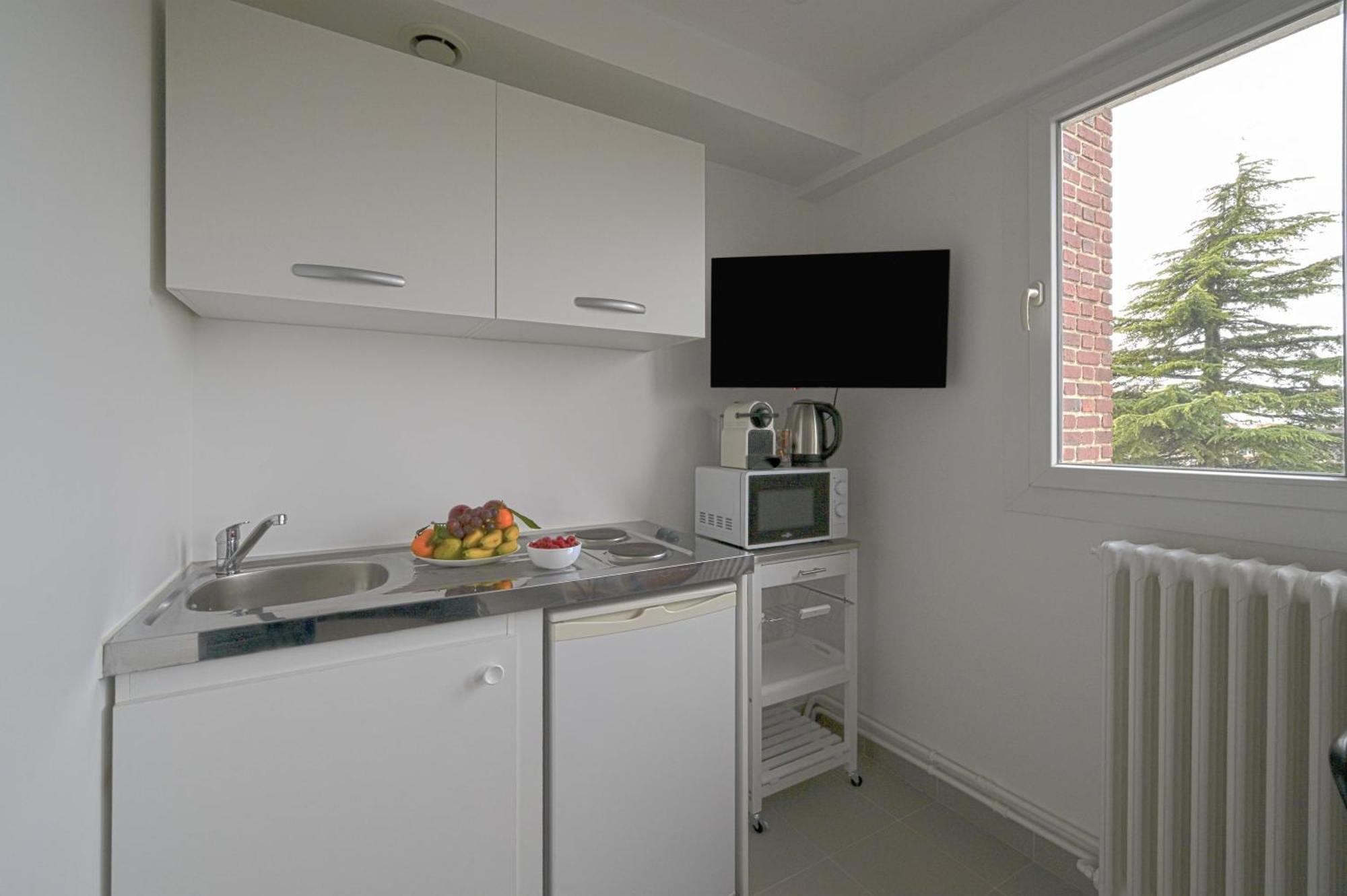 Modern Bright Apartment In Appart'Hotel Saint-Maur-des-Fossés Eksteriør billede